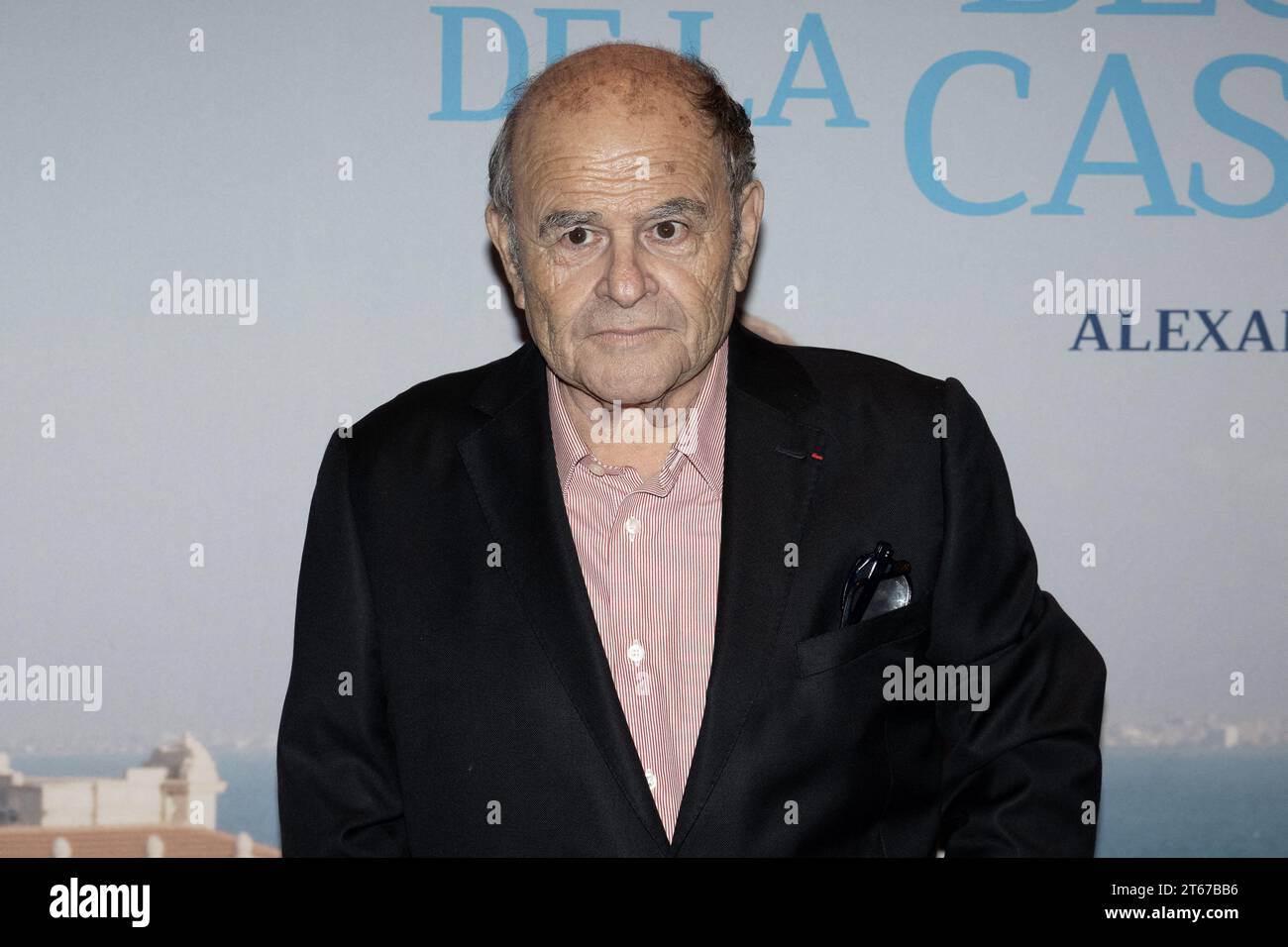 Paris, Frankreich. November 2023. Jean Benguigui besucht die Premiere