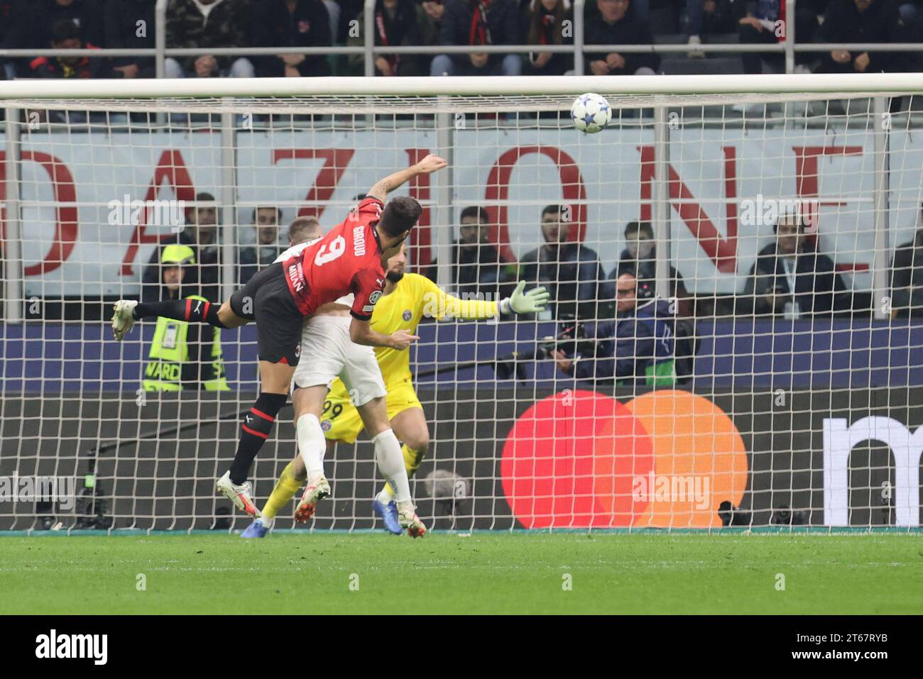 7. November 2023 Mailand - Italien - Sport, Fußball - Mailand vs Paris Saint German Champions League 2023/2024 - G. Meazza Stadium - im Bild: Olivier Stockfoto