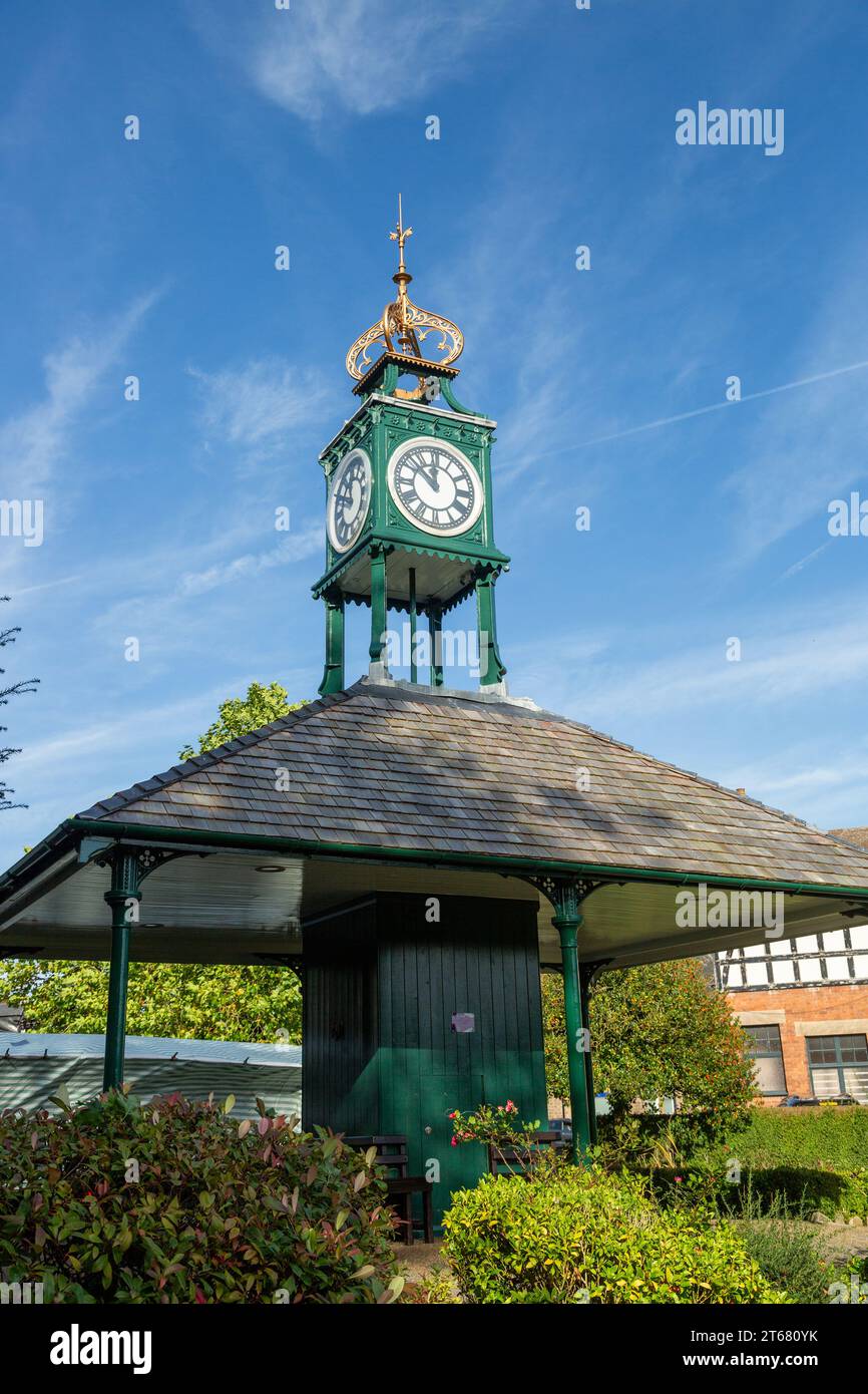 Die Straßenbahnhaltestelle Crown Square der Matlock Cable Tramway, jetzt in Hall Leys Park, Matlock Stockfoto