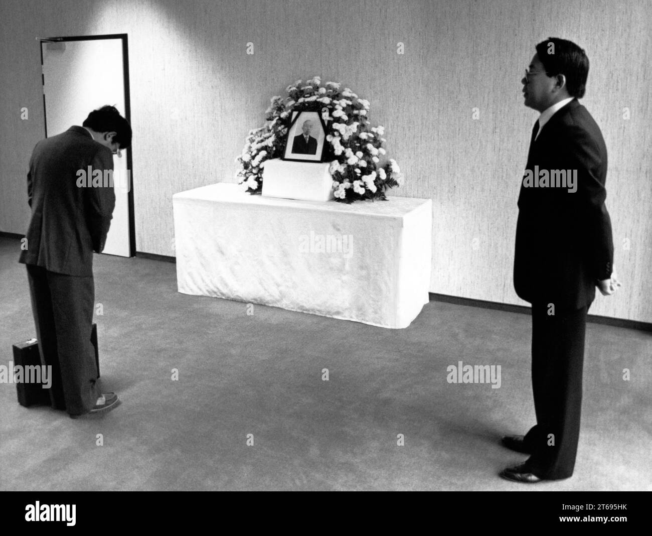 Trauerzimmer im japanischen Generalkonsulat am Prinzregentenplatz in München nach dem Tod des japanischen Kaisers. [Automatisierte Übersetzung] Stockfoto