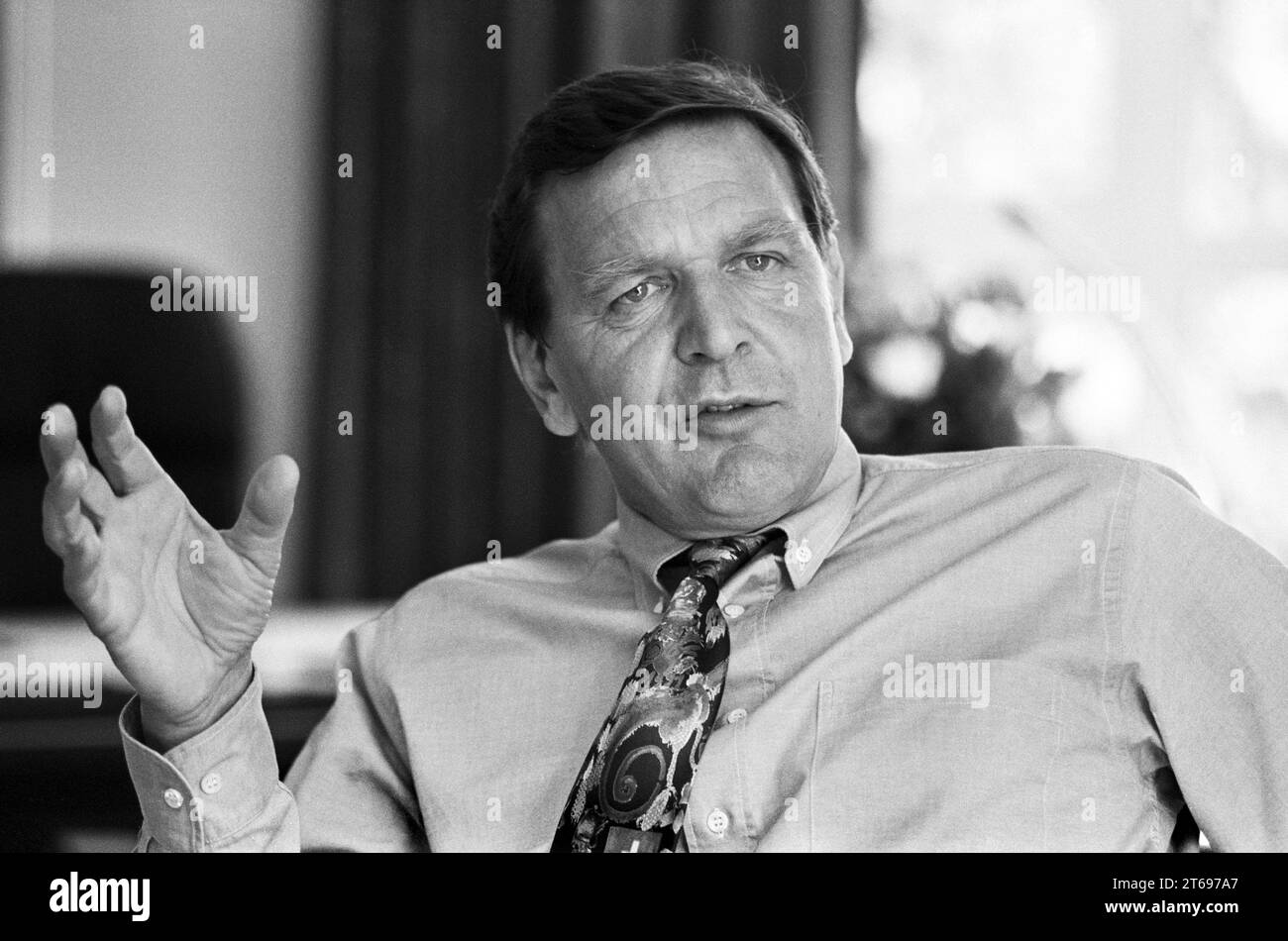 Deutschland, Bonn, 10.05.1993 Archiv: 40 13.13.35 Uhr für Ihr Archiv! Foto: Gerhard Schroeder, Ministerpräsident von Niedersachsen [automatisierte Übersetzung] Stockfoto