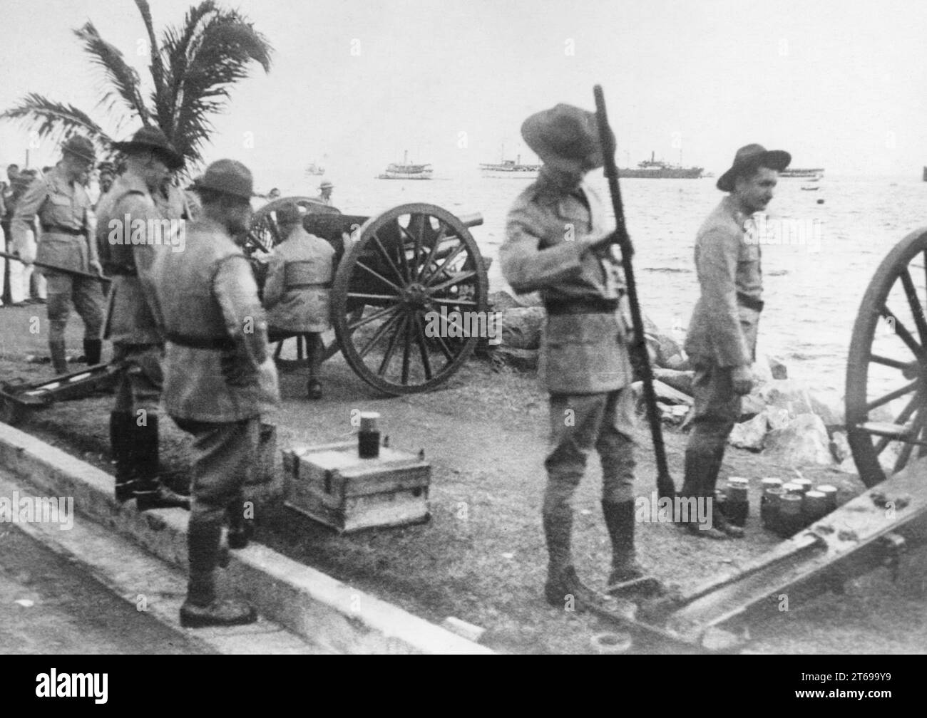 Amerikanische Waffen in Manila. [Automatisierte Übersetzung] Stockfoto