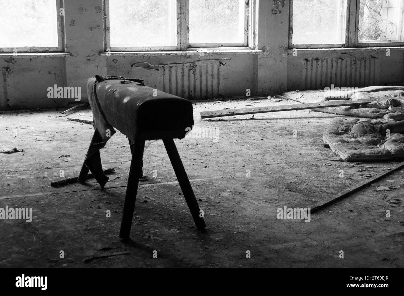 Pommel Pferd im verlassenen Pripyat bei Tschernobyl Stockfoto