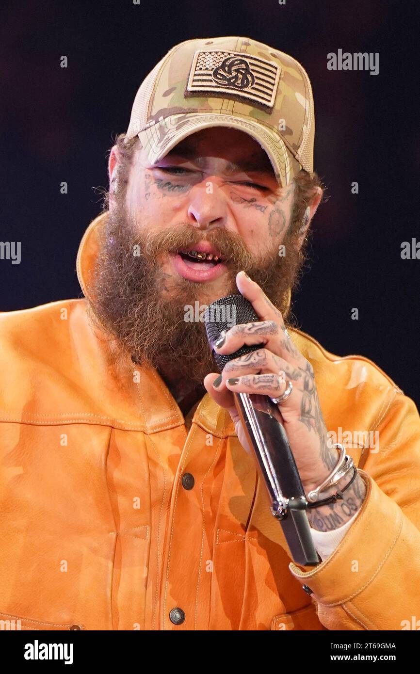 November 2023 - Nashville, Tennessee - Post Malone. 57. Jährliche CMA Awards in der Bridgestone Arena. Stockfoto