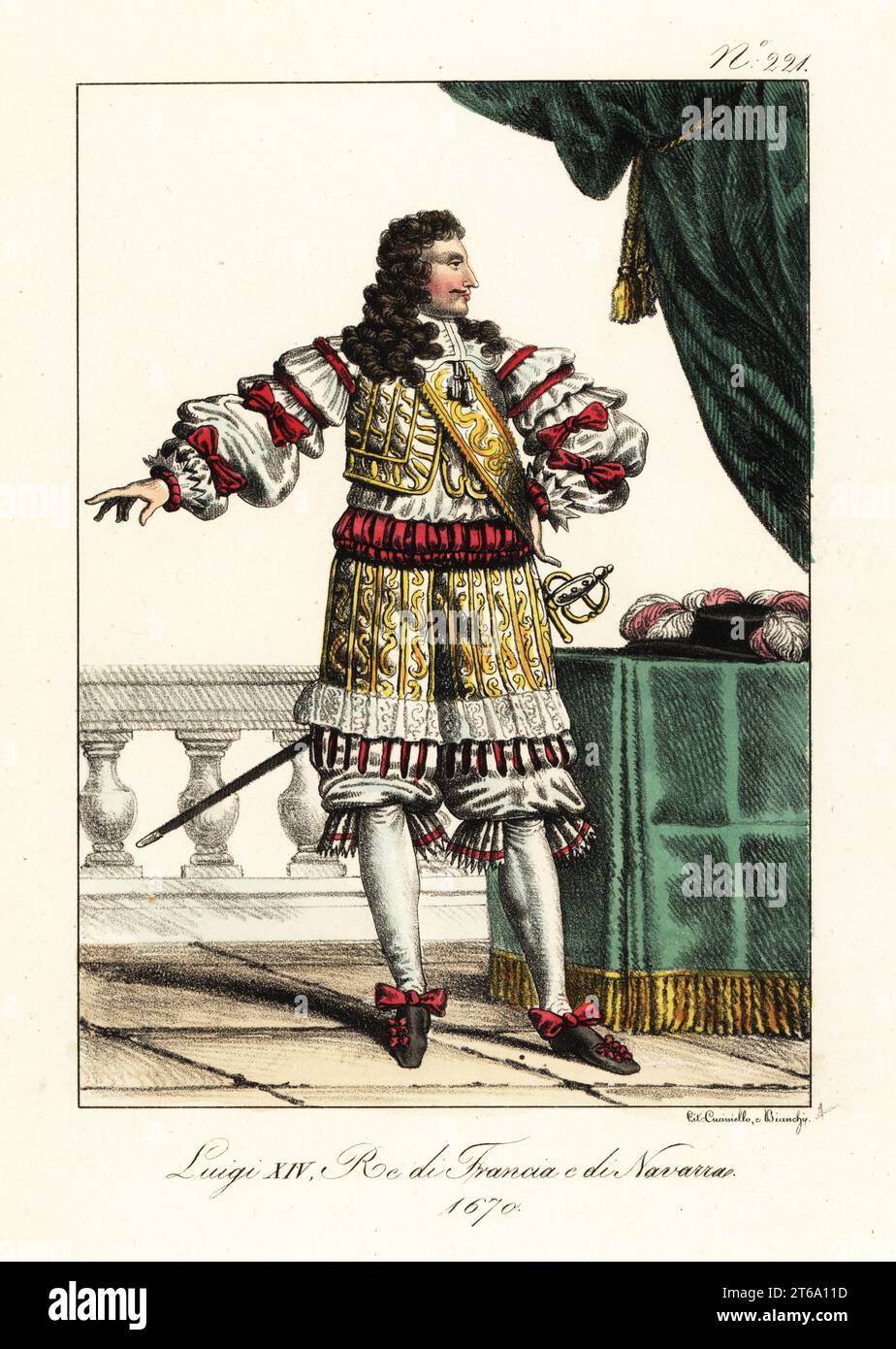Porträt von König Ludwig XIV. Von Frankreich, 1670. Der Sonnenkönig in bestickter Weste und Strumpfhose, Rüschenärmeln und Reithose, Hose, Schleifenschuhen, Hofschwert. Louis XIV., ROI de France et de Navarra, 1670. Handkolorierte Lithographie von Lorenzo Bianchi und Domenico Cuciniello nach Hippolyte Lecomte aus Costumi civili e militari della monarchia francese dal 1200 al 1820, Neapel, 1825. Italienische Ausgabe der Lecomtes Zivil- und Militärkostüme der französischen Monarchie von 1200 bis 1820. Stockfoto