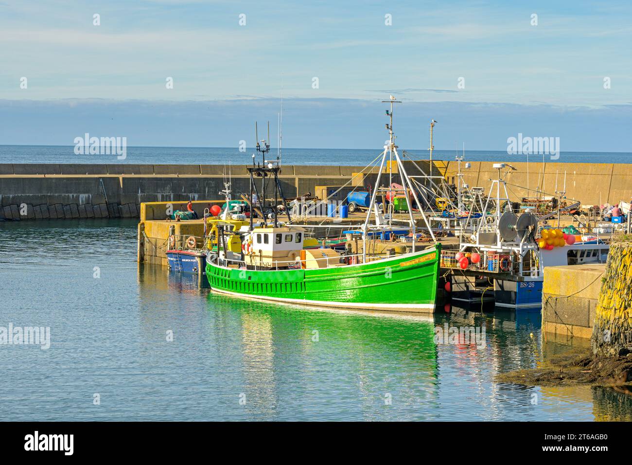 Amlwch Port Green Space Dark Sky 07-08-22 Stockfoto