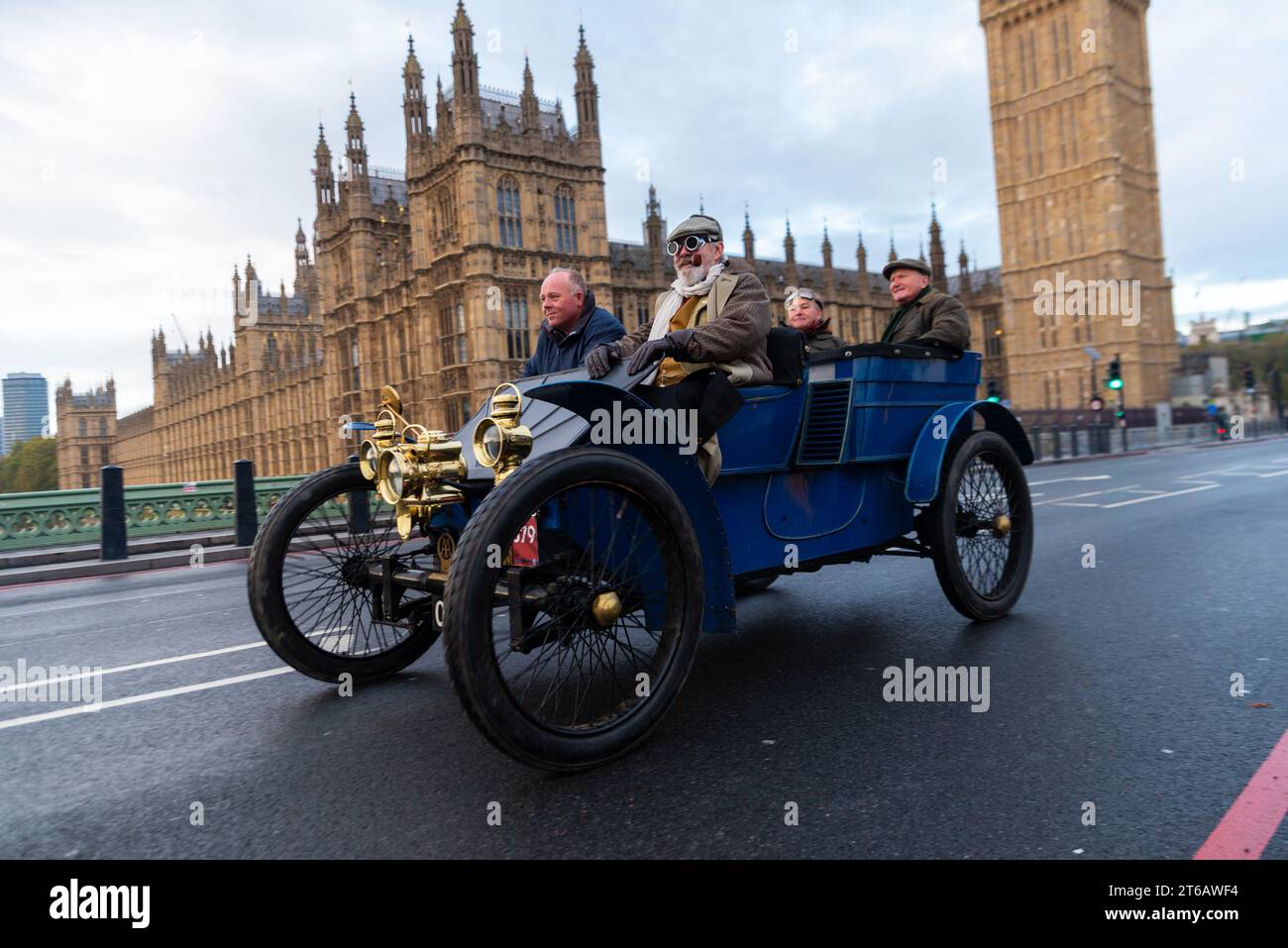 1901 Lanchester Car Teilnahme am Rennrennen London-Brighton, Oldtimer-Event durch Westminster, London, Großbritannien Stockfoto