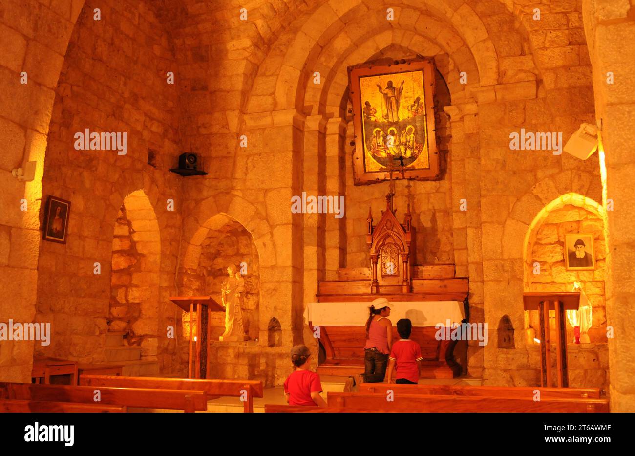 Libanon: Die Zedernkapelle in Bscharreh im Qadisha-Tal Stockfoto