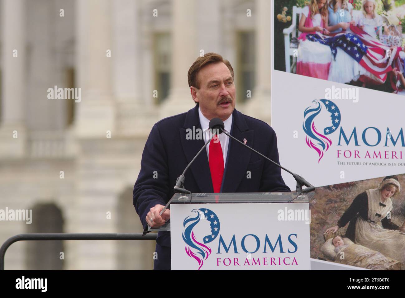 Washington, DC, USA. Januar 2021. Mike Lindell, CEO von MyPillow, spricht bei einer Pro-Trump-Kundgebung im US-Kapitol. Stockfoto