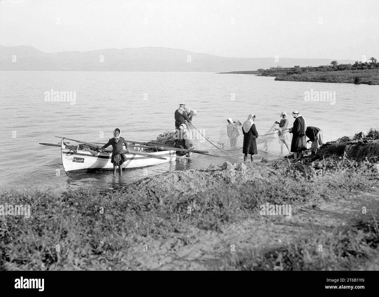 Arabische Fischer, Ostseite des Galiläischen Meeres, Mandatsgebiet Palästina, arabische Fischer auf Ostseite des Galiläischen Meeres, 1934 Stockfoto