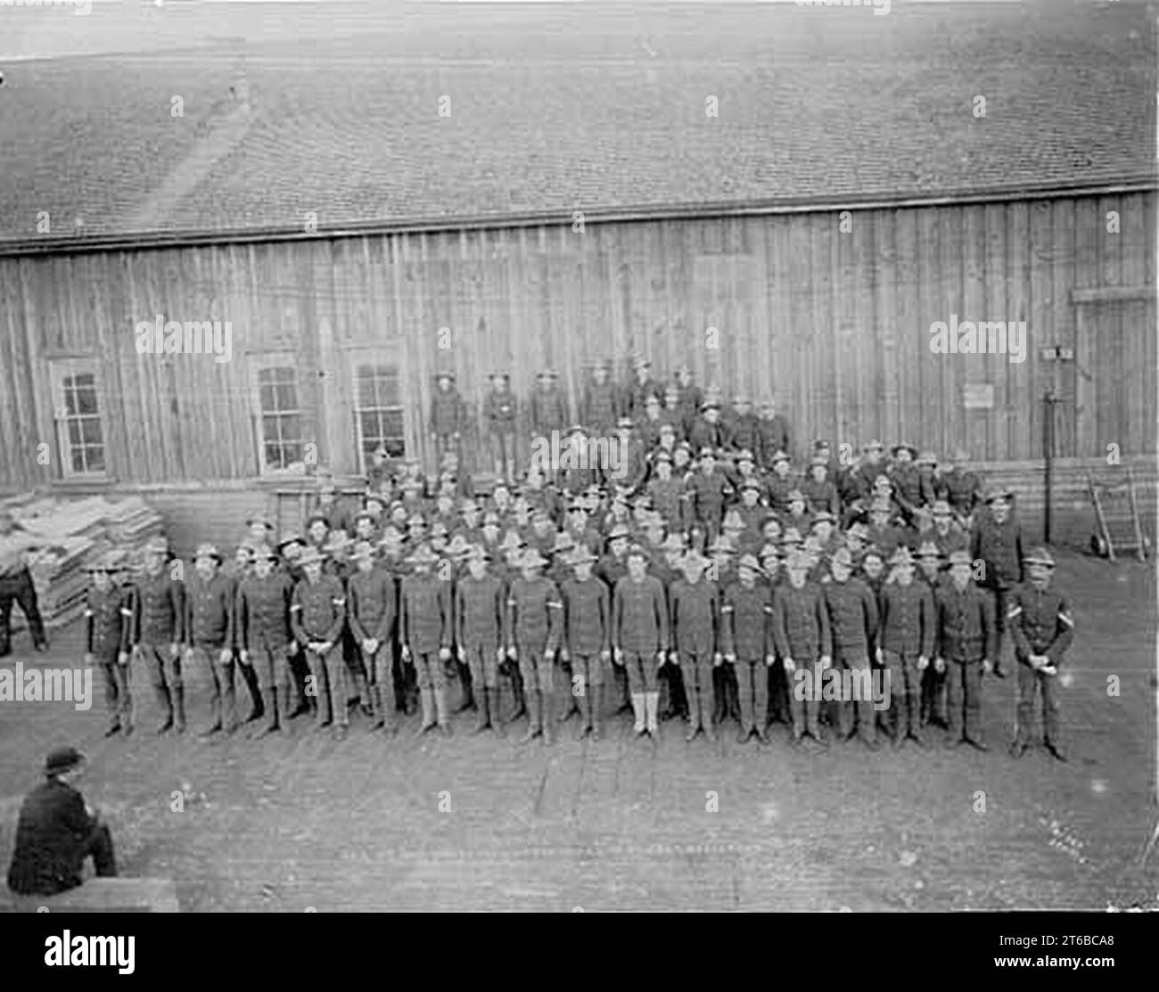 US-Soldaten von Kompanie A, 7. Regiment, in Seattle, die kurz vor der Abreise nach China stehen, August 1900 (PEISER 59) Stockfoto