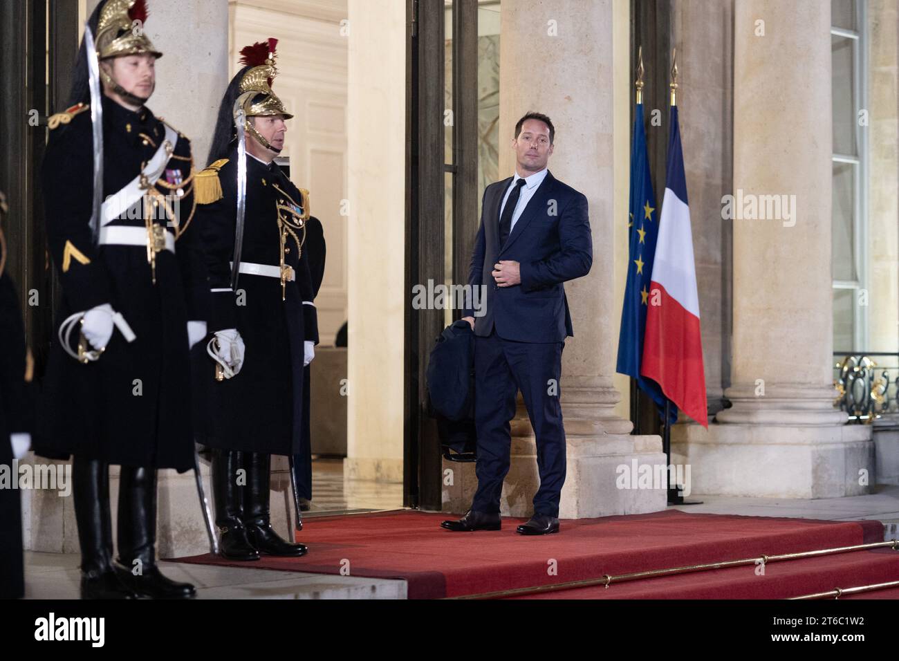 Elysee Palace in Paris am 9. November 2023. Der französische Raumfahrtingenieur, Pilot und Astronaut Thomas Pesquet trifft zu Ehren der Staats- und Regierungschefs und der Führer internationaler Organisationen, die am 6. Pariser Friedensforum teilnehmen, am 9. November 2023 im Elysee-Palast in Paris ein. Vertreter von staaten, internationalen Organisationen, Unternehmen, Entwicklungsbanken oder Nichtregierungsorganisationen werden vom 10. Bis 11. November 2023 erwartet. Die Themen dieses Jahres sind der Schutz des Planeten und der Menschen, Vertrauen und Sicherheit in den USA Stockfoto