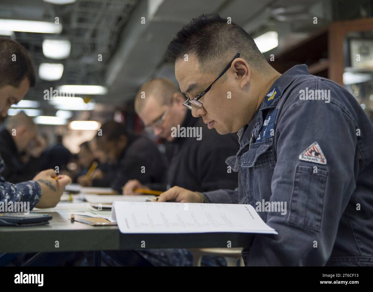 USS Bonhomme Richard (Linkslenkung 6) E-7 Fortbildungsprüfung 2017 170119 Stockfoto