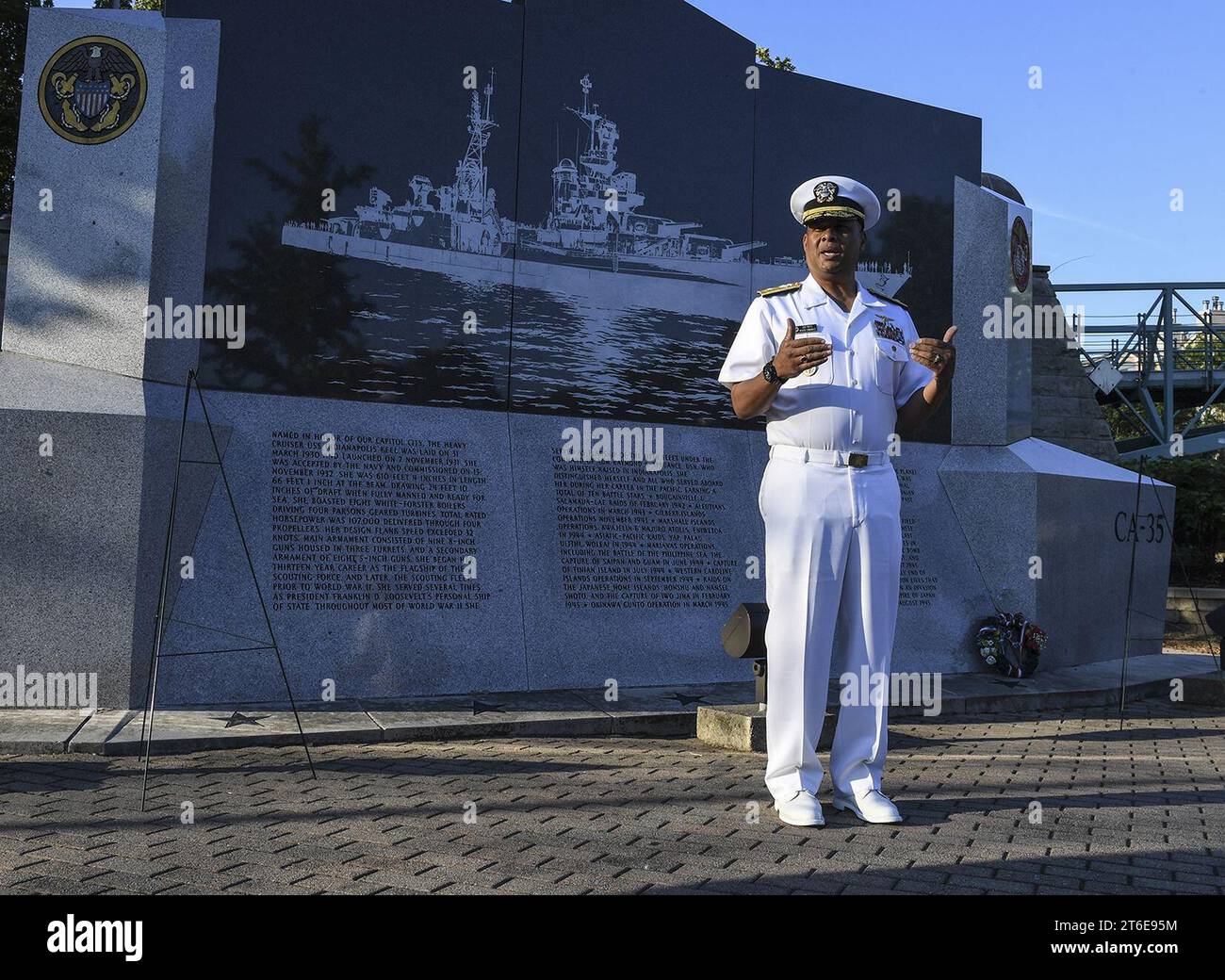 USS Indianapolis (CA 35) Gedenkfeier 170809 Stockfoto