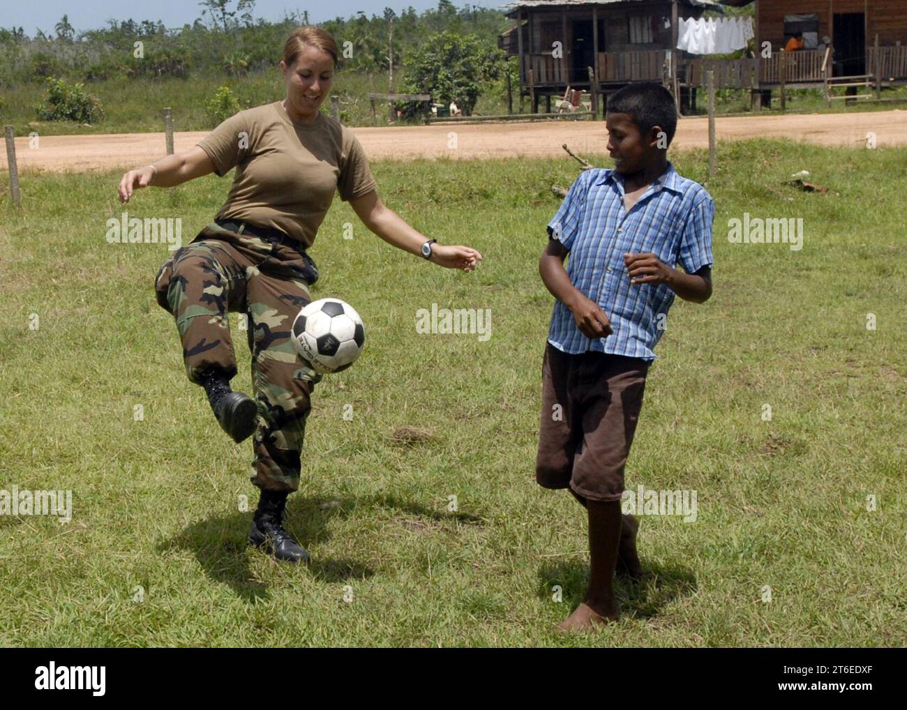 USS Kearsarge in fortgesetztem Versprechen 2008 Stockfoto