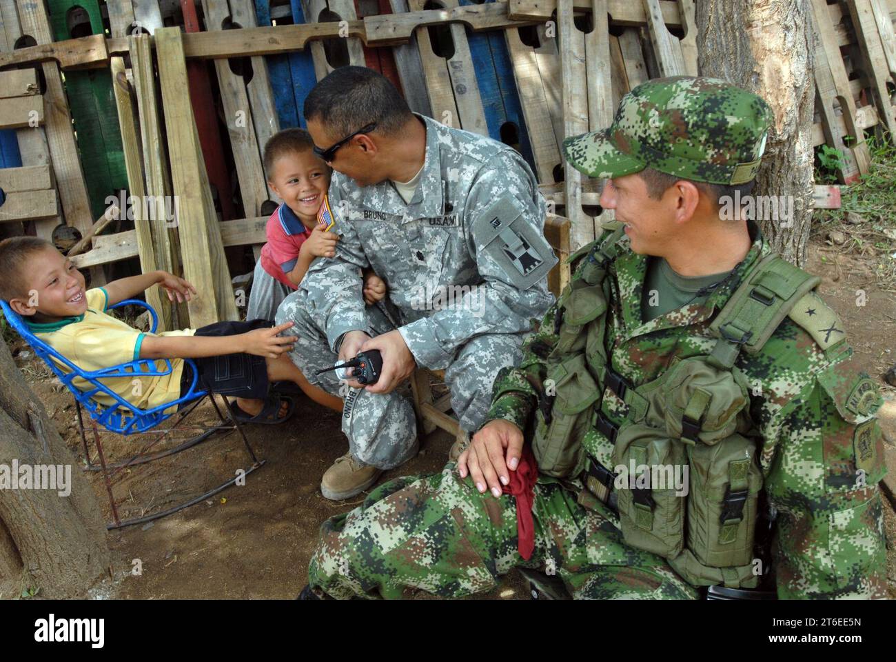 USS Kearsarge unterstützt das fortgesetzte Versprechen 2008 Stockfoto
