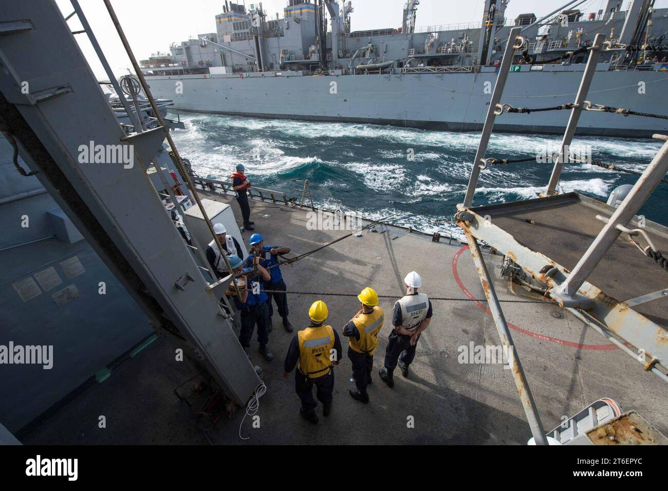 USS Mitscher (DDG 57) 150310 Stockfoto