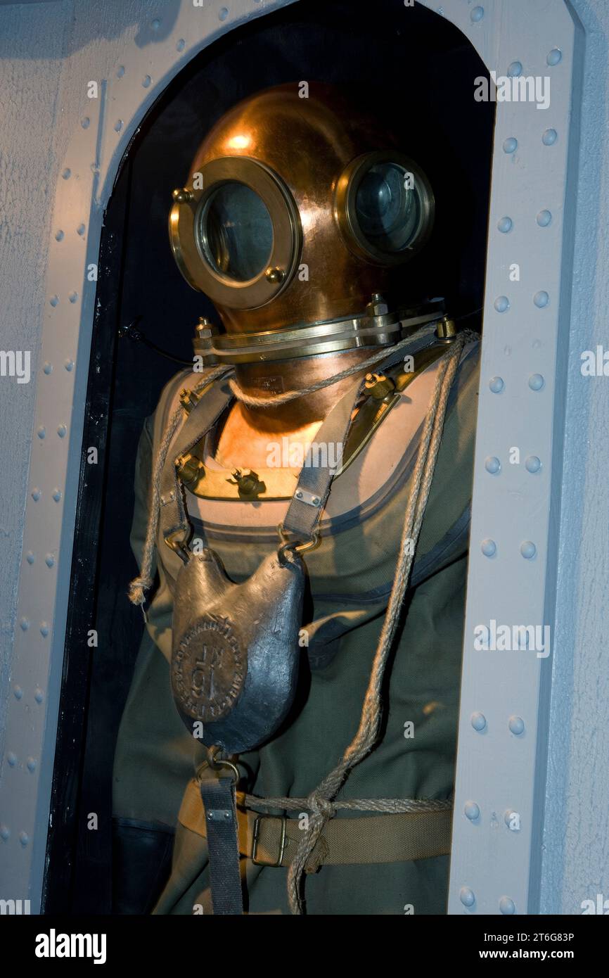 Taucher mit Schutzhelm im History of Diving Museum, Islamorada, Florida Stockfoto