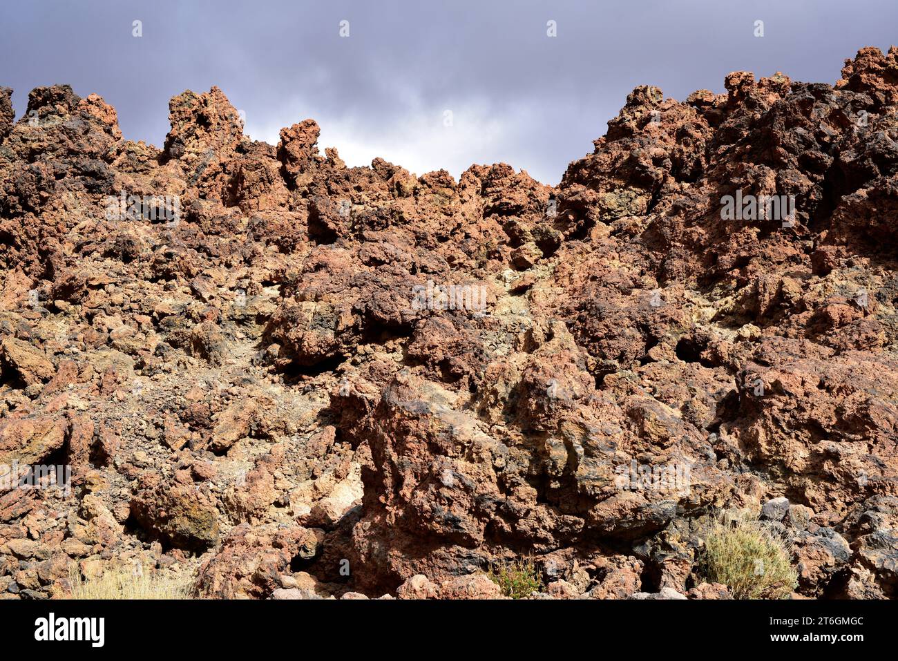 Erstarrter Lavastrom Typ aa. Nationalpark Cañadas del Teide, Teneriffa, Kanarische Inseln, Spanien. Stockfoto