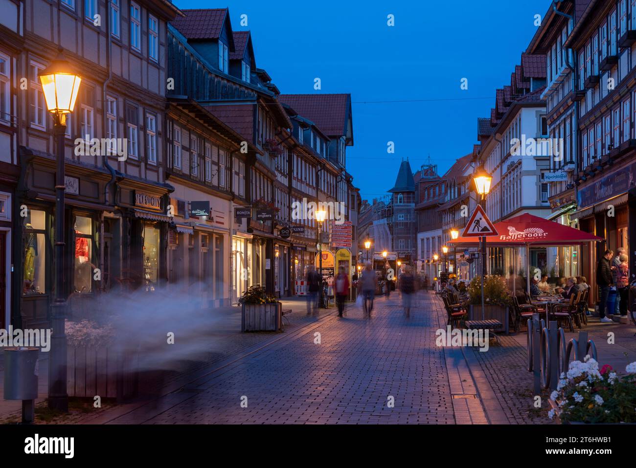 Altstadt Wernigerode, Fachwerkhäuser, Blaue Stunde, Wernigerode, Sachsen-Anhalt, Deutschland Stockfoto