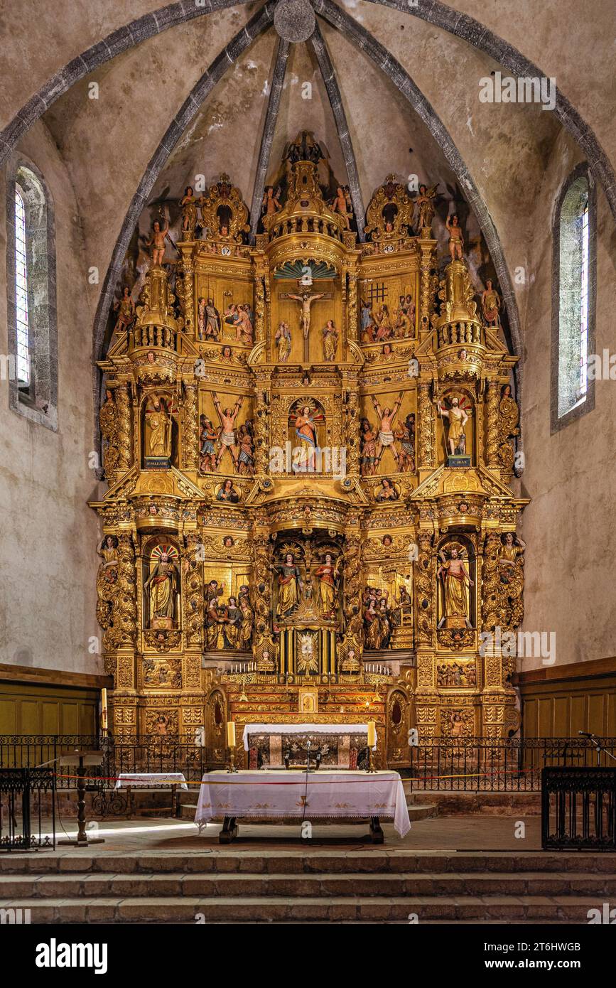 Retabel der Kirche Sainte-Juste-et-Sainte-Ruffine. Prats-de-Mollo-La-Preste, Occitanie, Frankreich. Stockfoto