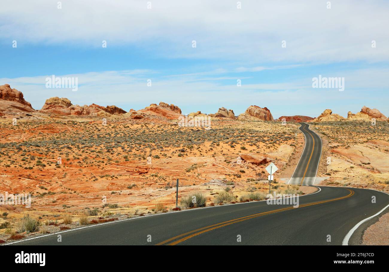 Die Straße im Valley of Fire State Park, Nevada Stockfoto