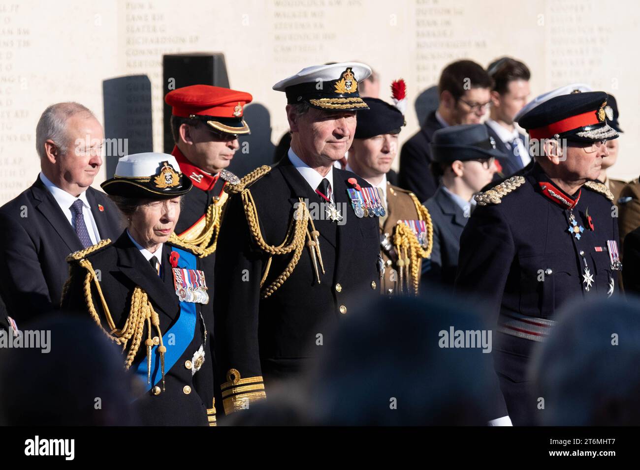 National Memorial Arboretum, Großbritannien. November 2023. Die Prinzessin Royal nimmt zusammen mit ehemaligen Soldaten und Frauen und Mitgliedern der Öffentlichkeit am Waffenstillstandsdienst Teil, um an diejenigen zu erinnern, die gedient und geopfert haben. Credit Mark Lear / Alamy Live News Stockfoto