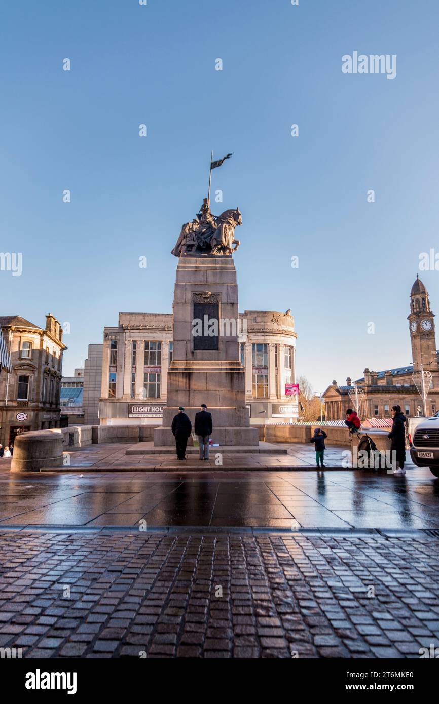 Paisley Cenotaph Gedenktag 11. November 2023 Stockfoto