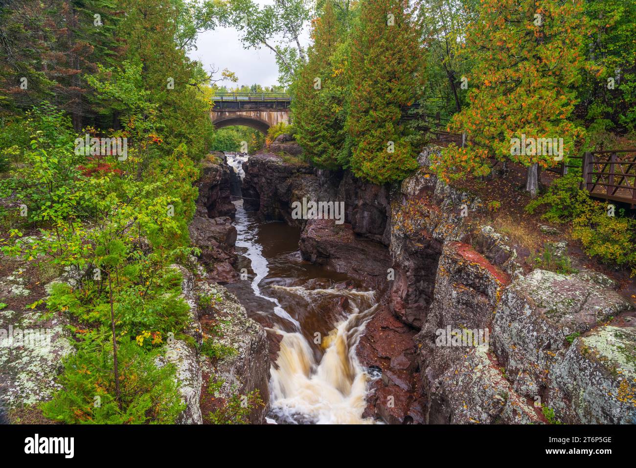 Der Wasserfall im Temperance River State Park, Lake Superior, Minnesota, USA. Stockfoto