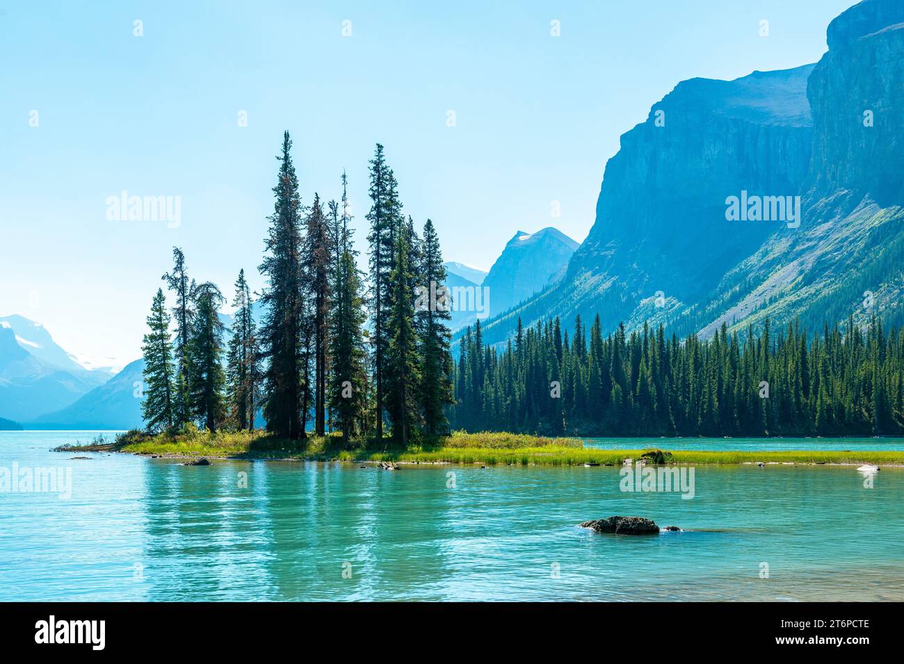 Spirit Island Reflectio, Maligne Lake, Jasper Nationalpark, Kanada. Stockfoto