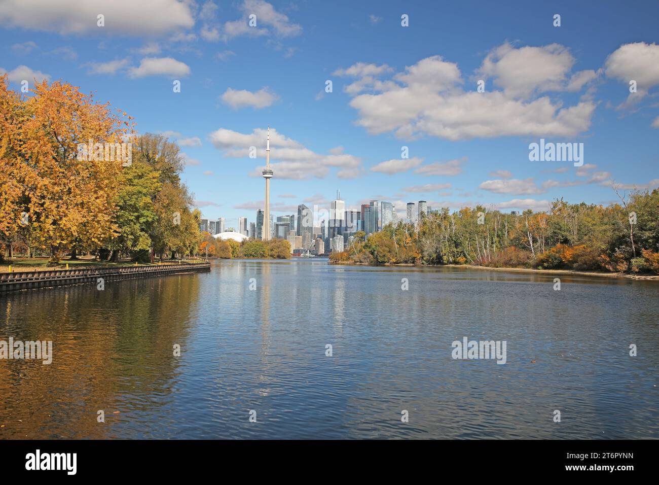 Skyline Von Toronto Im Herbst Stockfoto
