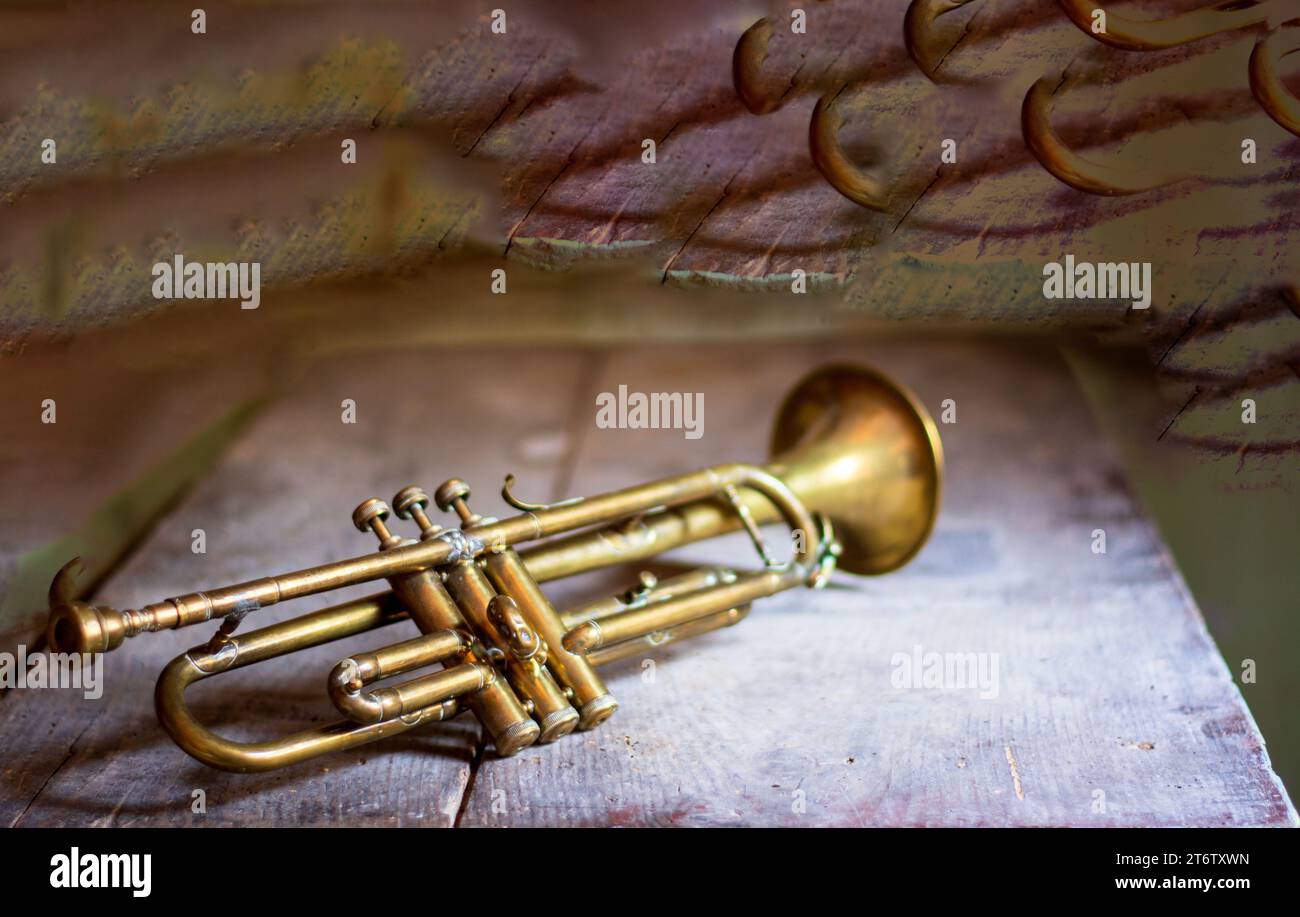 Die Trompete ist das perfekte Instrument, um guten alten Jazz zu spielen Stockfoto