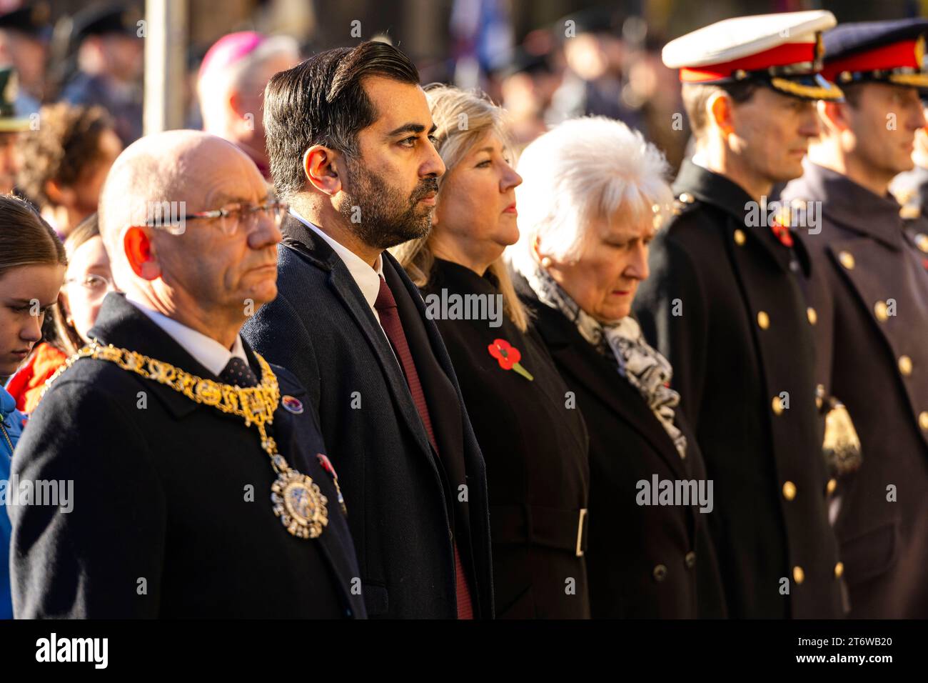 Der erste Minister Humza Yousaf nimmt an der Gedenkfeier am Sonntag in Edinburgh City Chambers auf der Royal Mile Teil. Quelle: Euan Cherry Stockfoto