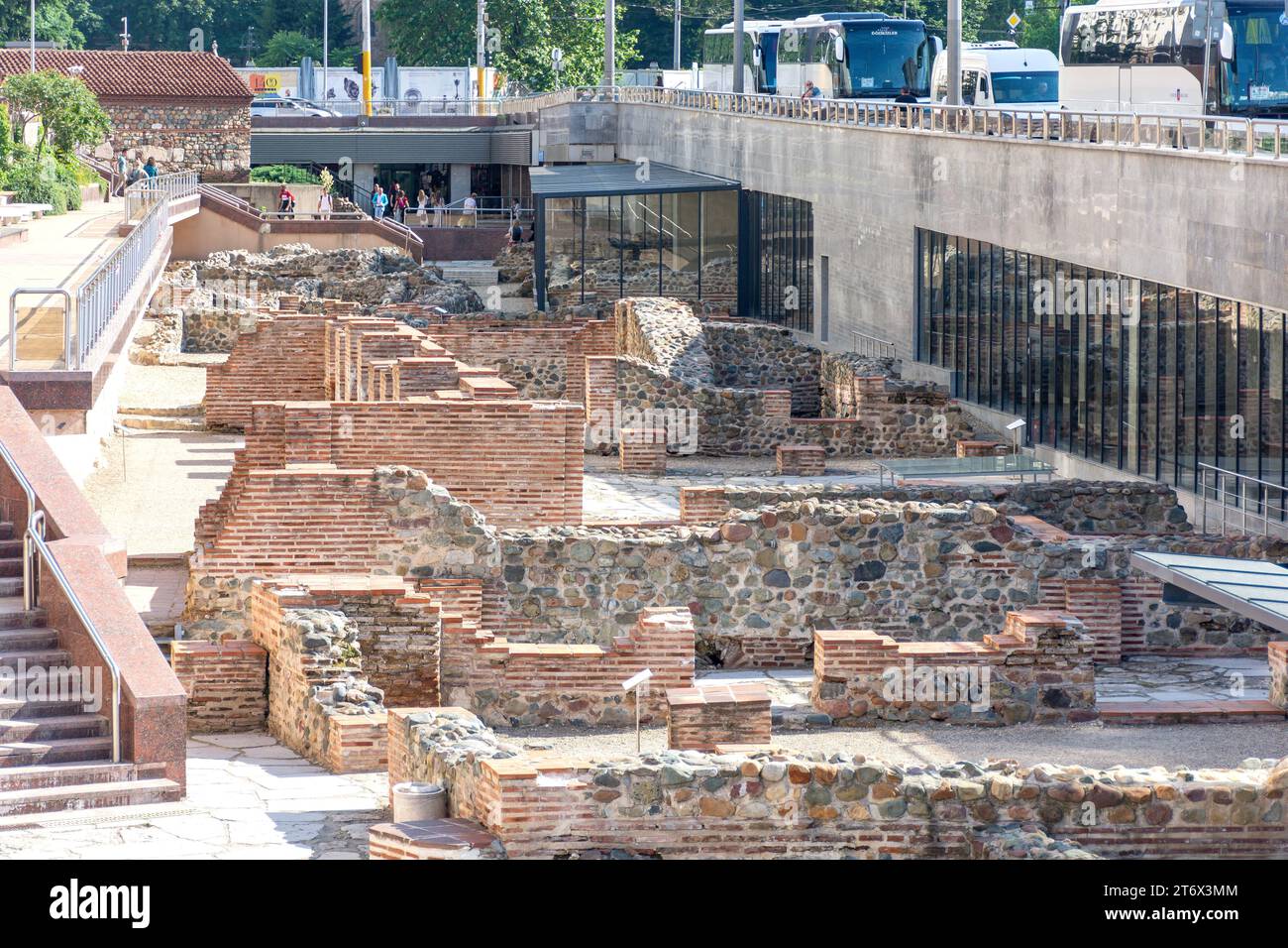 Antike Serdica Ruinen Komplex und Serdica Metro Station, Knyagina Maria Luisa Boulevard, Stadtzentrum, Sofia, Republik Bulgarien Stockfoto