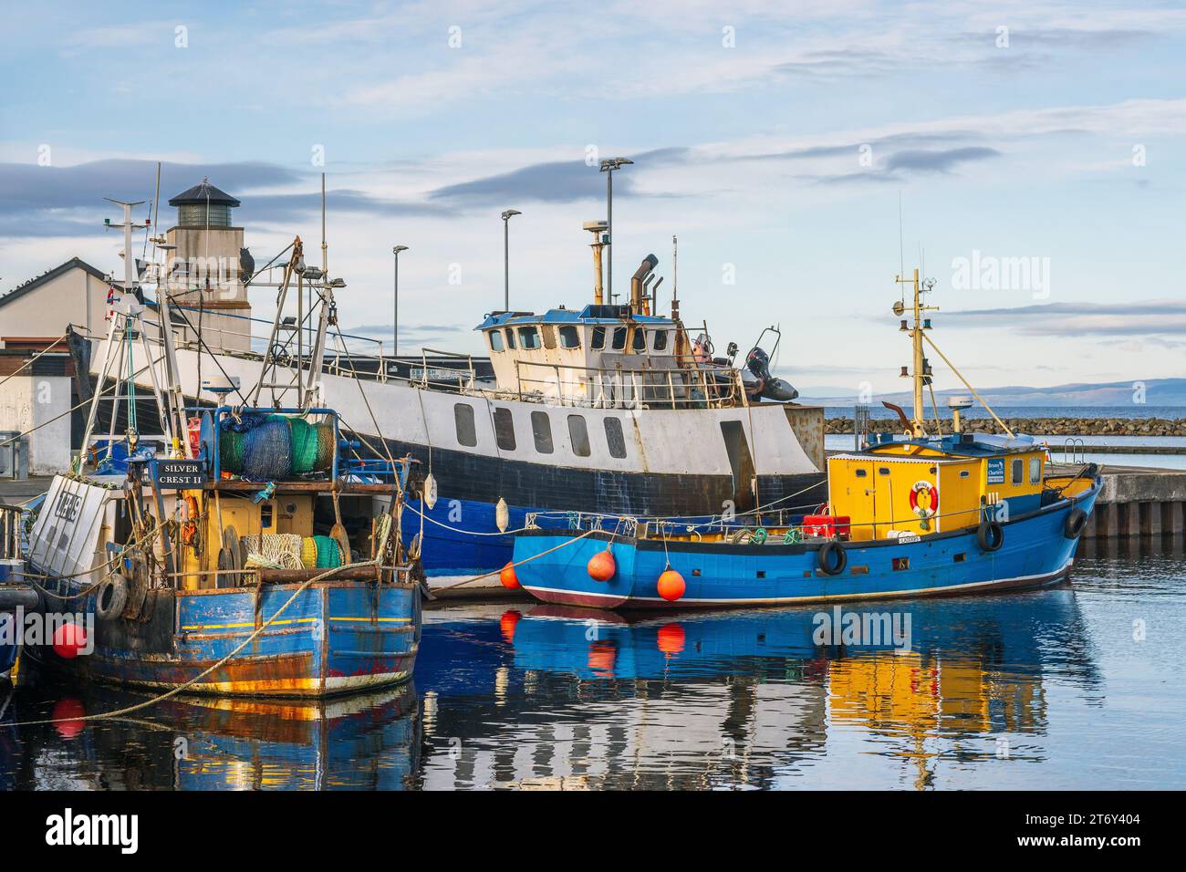 Fischerboote legten im Hafen von Girvan an, auf dem firth of clyde, South Ayrshire, Schottland, Großbritannien Stockfoto