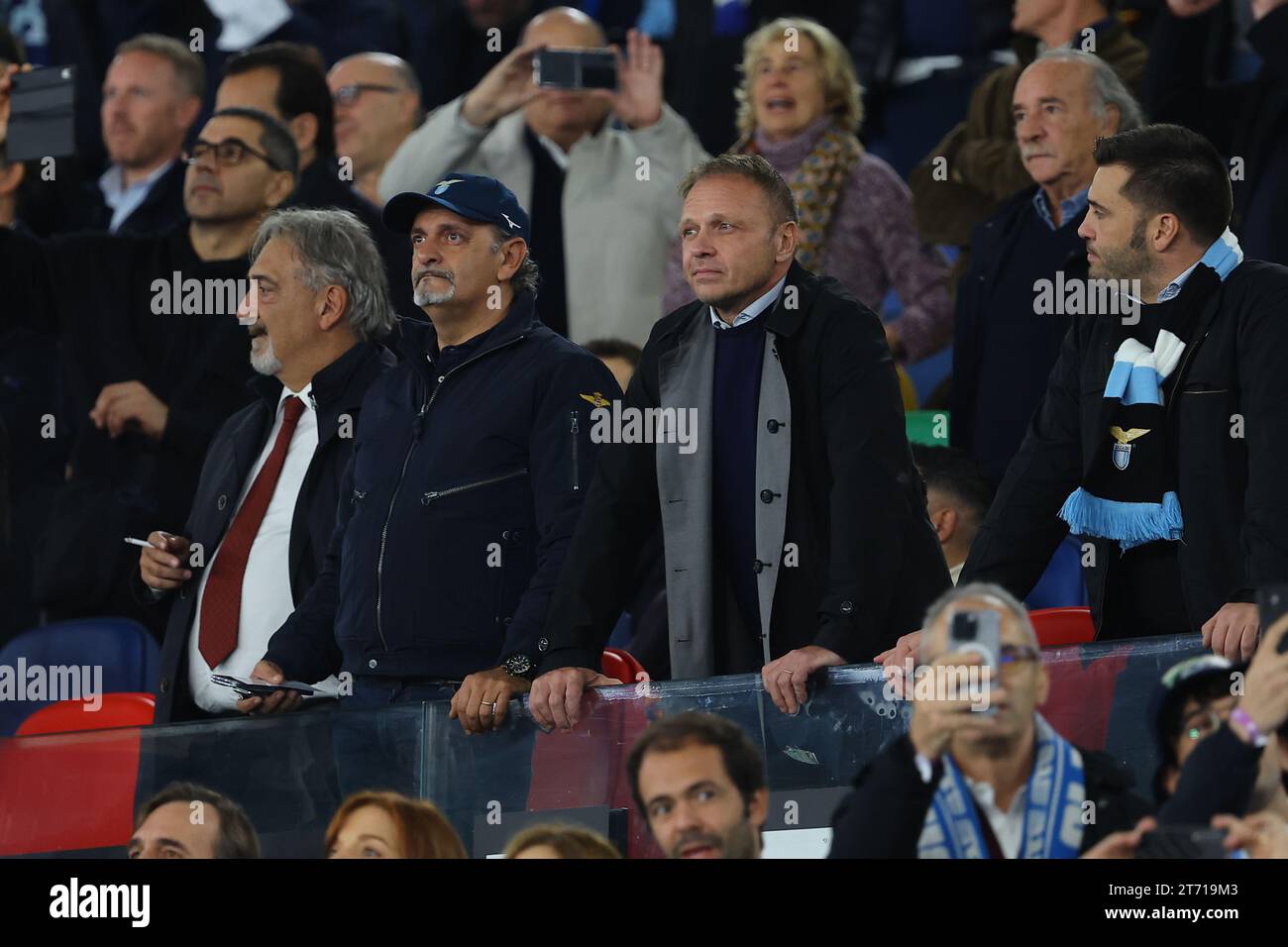 ROM, Italien - 12.11.2023: VIP in tribuna per assistere al derby Lazio Roma, Il presidente della regione lazio Francesco Rocca, il ministro Francesco Lollobrigida. Stockfoto