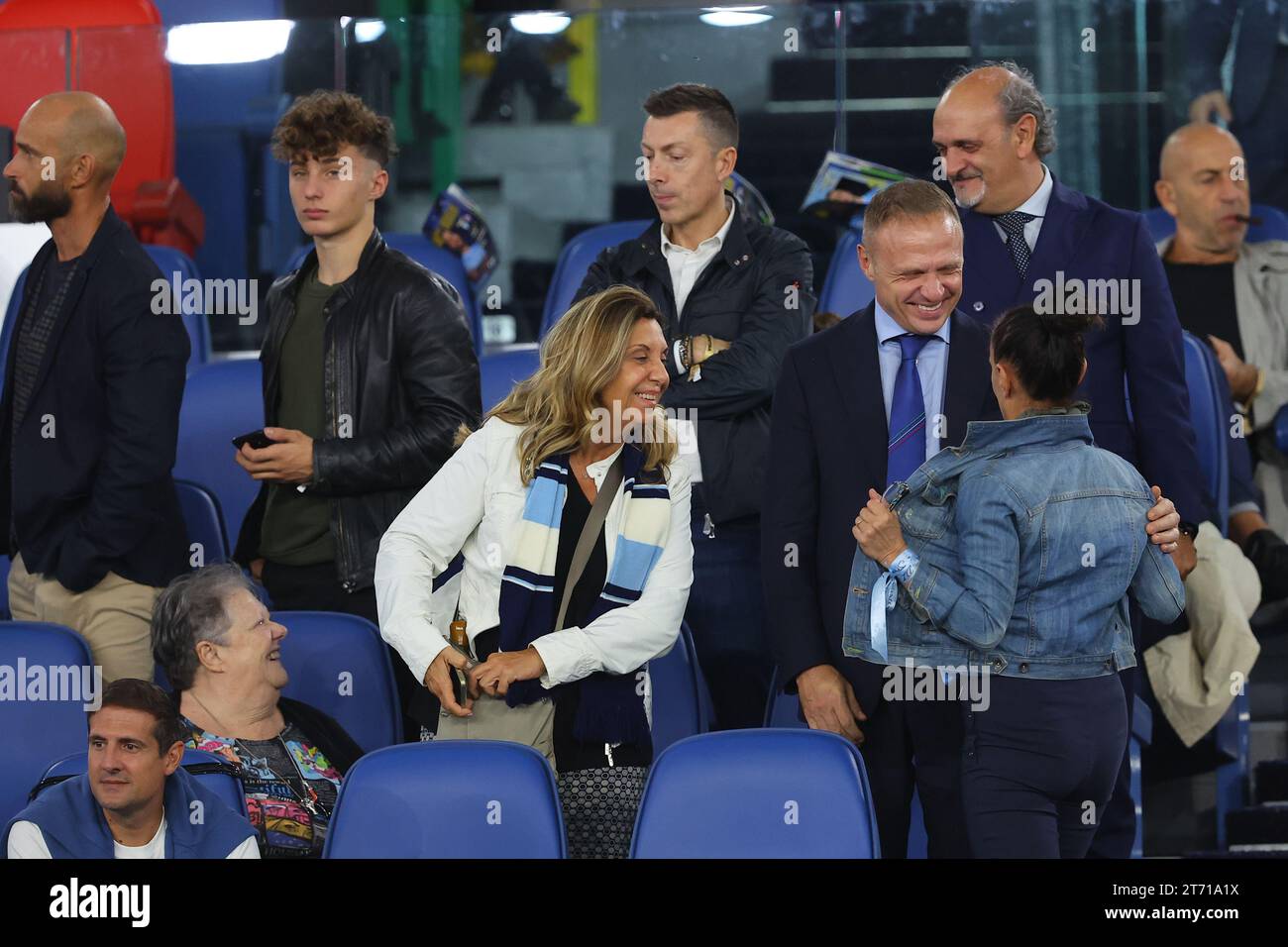 ROM, Italien - 12.11.2023: VIP in tribuna per assistere al derby Lazio Roma, Anna Paratore madre di Giorgia Meloni tifosissima laziale già presente in lazio Fiorentina (Durante lazio Fiorentina) Stockfoto