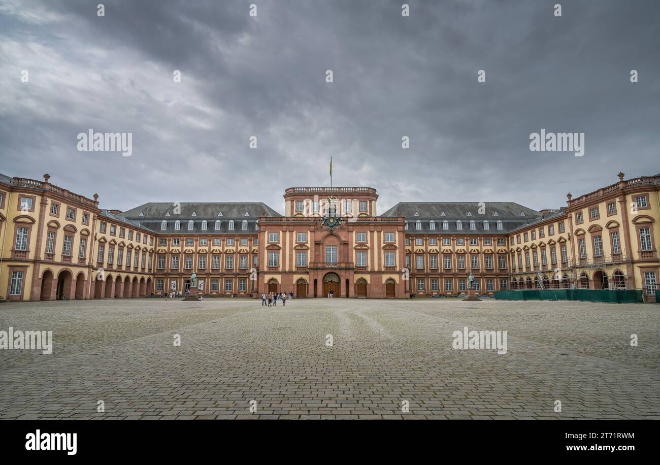 Schloss Mannheim, Bismarckstraße, Mannheim, Baden-Württemberg, Deutschland Stockfoto