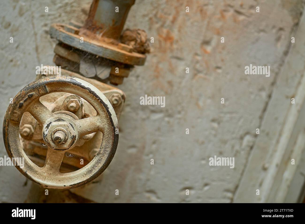 Wasserpumpe schlauch keller -Fotos und -Bildmaterial in hoher Auflösung –  Alamy