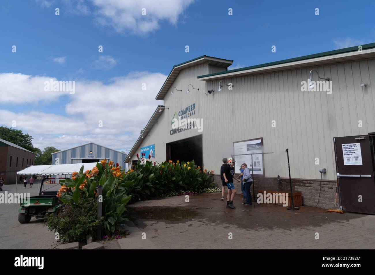 St. Paul, Minnesota - 26. August 2023: In der Compeer Financial Arena auf der Minnesota State Fair werden typischerweise Viehauktionen während der Messe abgehalten Stockfoto