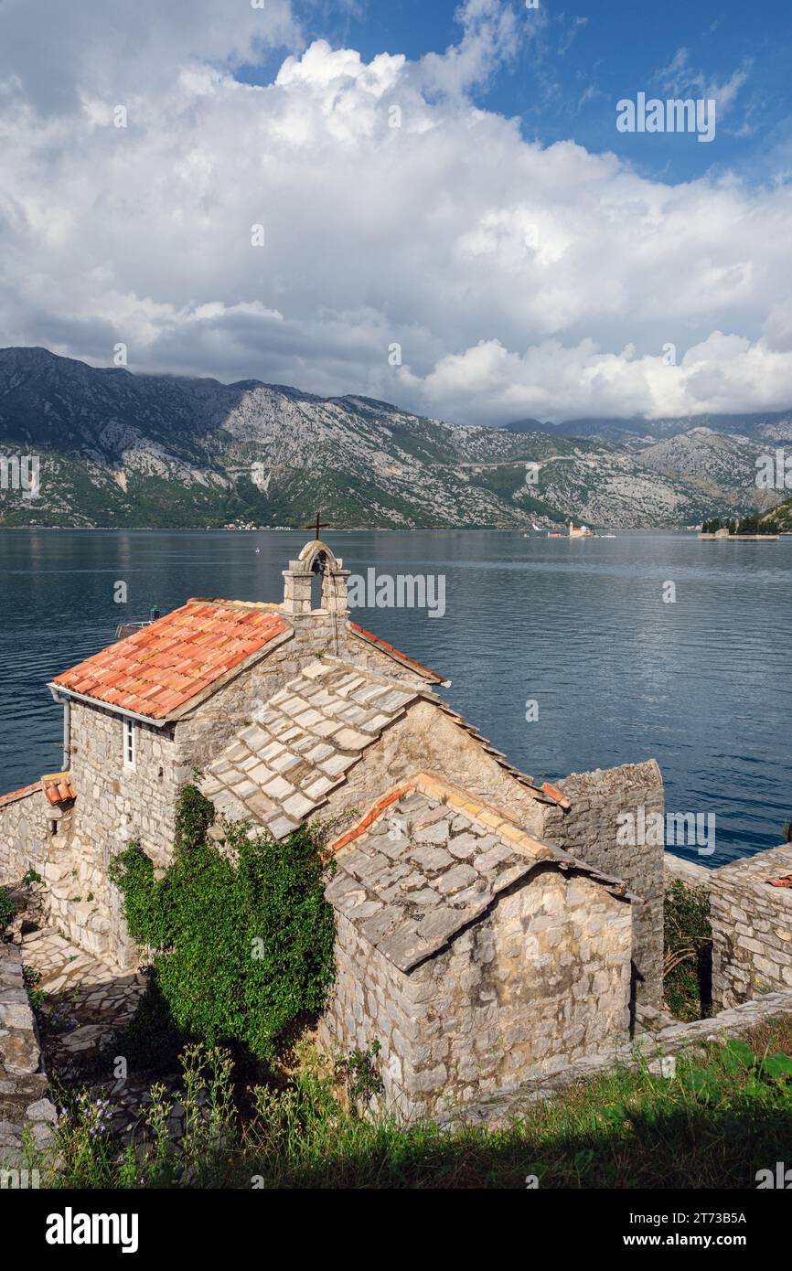 Kirche unserer Lieben Frau von Engeln, Lepetani, Bucht von Kotor, Montenegro Stockfoto