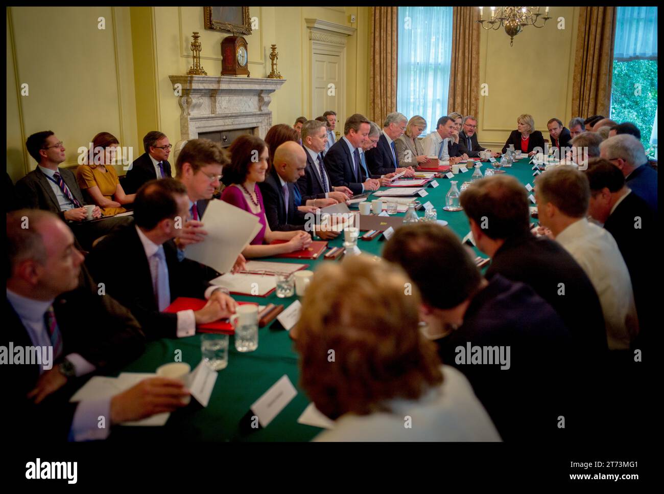 London, Großbritannien. Juli 2016. Image © lizenziert für Parsons Media. 13/11/2023. London, Vereinigtes Königreich. David Cameron wurde zum Außenminister ernannt. 12/07/2016. London, Vereinigtes Königreich. Der Premierminister David Cameron hält seine letzte Kabinettssitzung in der Downing Street 10 am Tag vor seinem Rücktritt als Premierminister ab. Foto Foto von Credit: andrew parsons/Alamy Live News Stockfoto