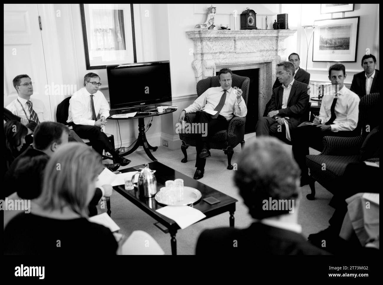 London, Großbritannien. Juli 2016. Image © lizenziert für Parsons Media. 13/11/2023. London, Vereinigtes Königreich. David Cameron wurde zum Außenminister ernannt. 12/07/2016. London, Vereinigtes Königreich. David Camerons letzte Tage als Premierminister. Premierminister David Cameron hält sein letztes Treffen um 8 Uhr morgens in der Downing Street 10 ab, bevor er als PM Photo Picture by Credit: andrew parsons/Alamy Live News zurücktritt Stockfoto