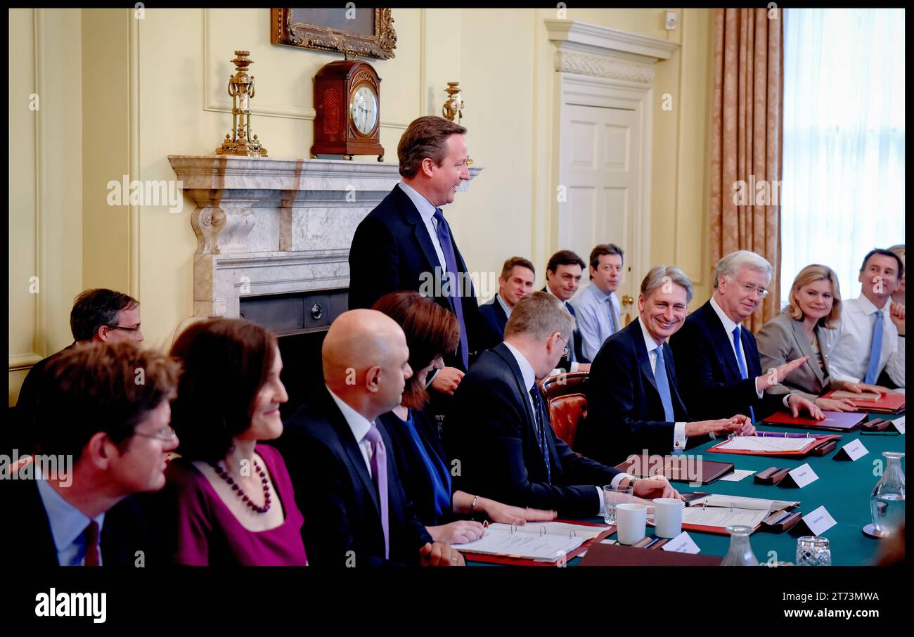 London, Großbritannien. Juli 2016. Image © lizenziert für Parsons Media. 13/11/2023. London, Vereinigtes Königreich. David Cameron wurde zum Außenminister ernannt. 12/07/2016. London, Vereinigtes Königreich. Der Premierminister David Cameron hält seine letzte Kabinettssitzung in der Downing Street 10 am Tag vor seinem Rücktritt als Premierminister ab. Foto Foto von Credit: andrew parsons/Alamy Live News Stockfoto