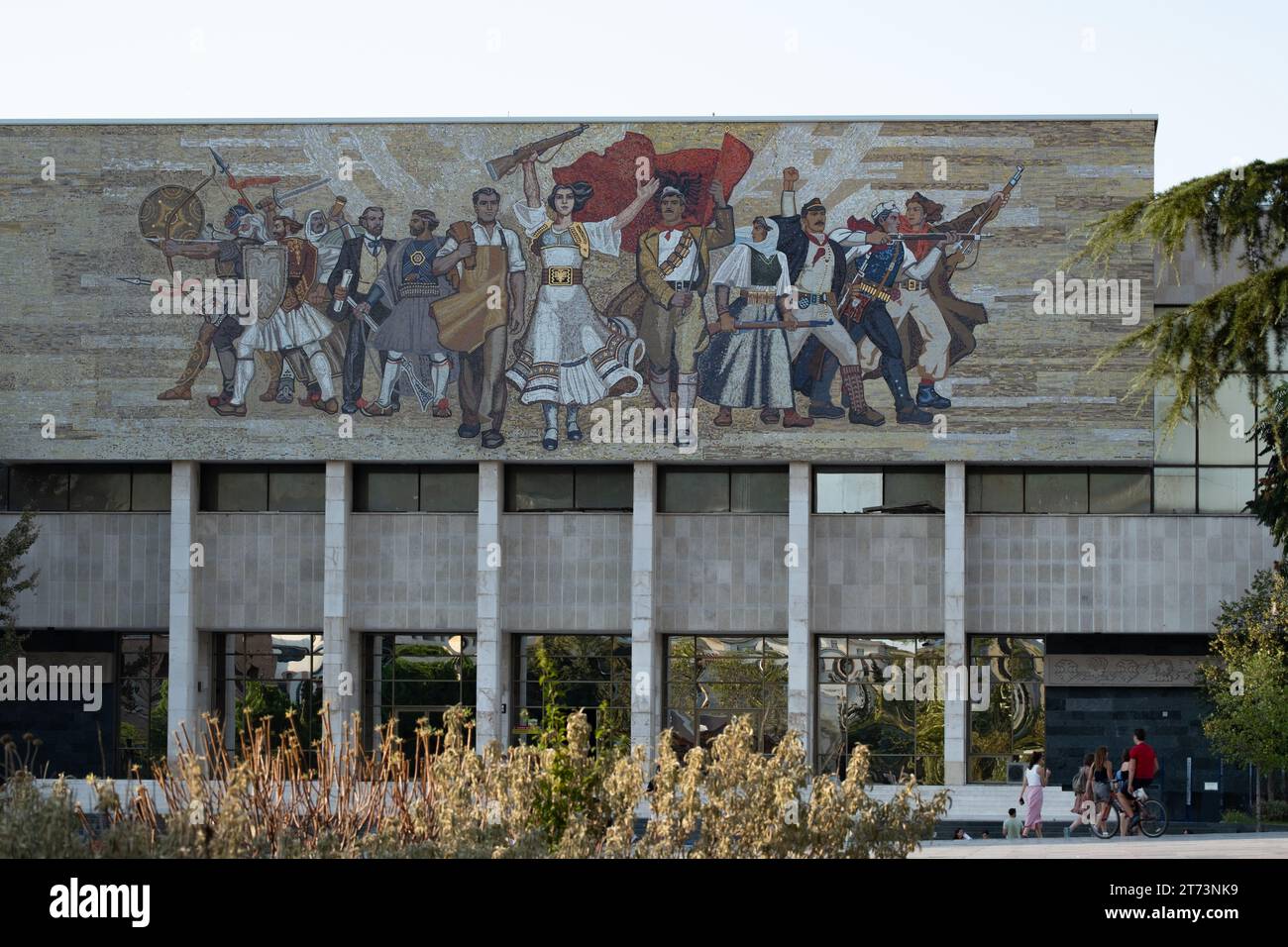 Das nationale historische Museum auf dem Skandarbeg-Platz, Tirana, Albanien Stockfoto