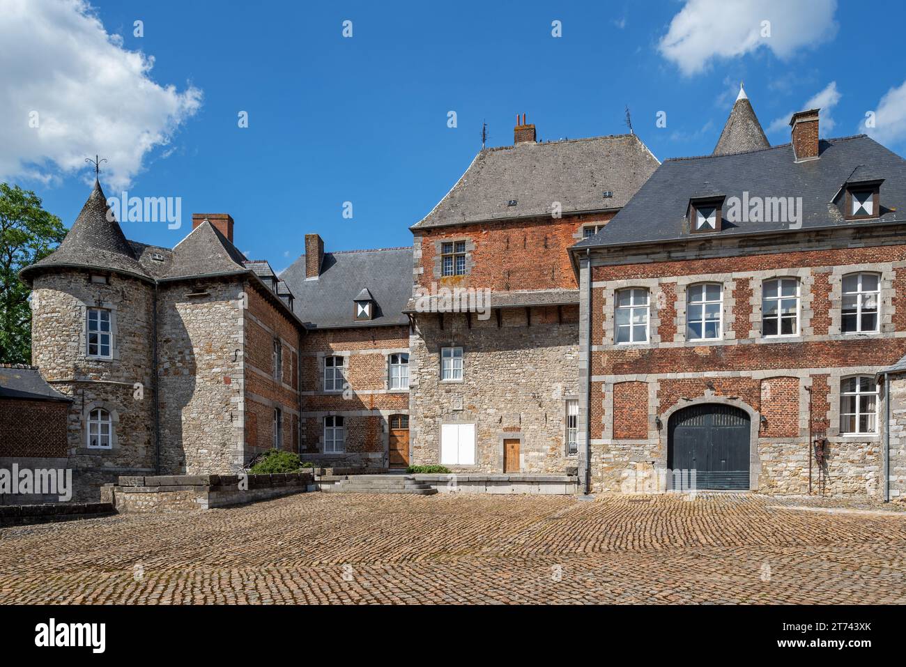 Château du Fosteau, Schloss aus dem 14. Jahrhundert in Leers-et-Fosteau bei Thuin, Provinz Hennegau, belgische Ardennen, Wallonien, Belgien Stockfoto