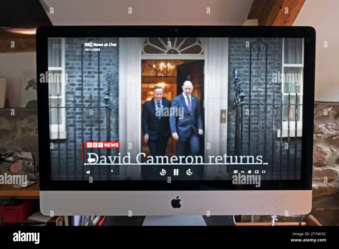 „David Cameron kehrt zurück“ zur Downing Street 10 im Tory Cabinet Screenshot des neuen Außenministers der Regierung 13. November 2023 Großbritannien Stockfoto