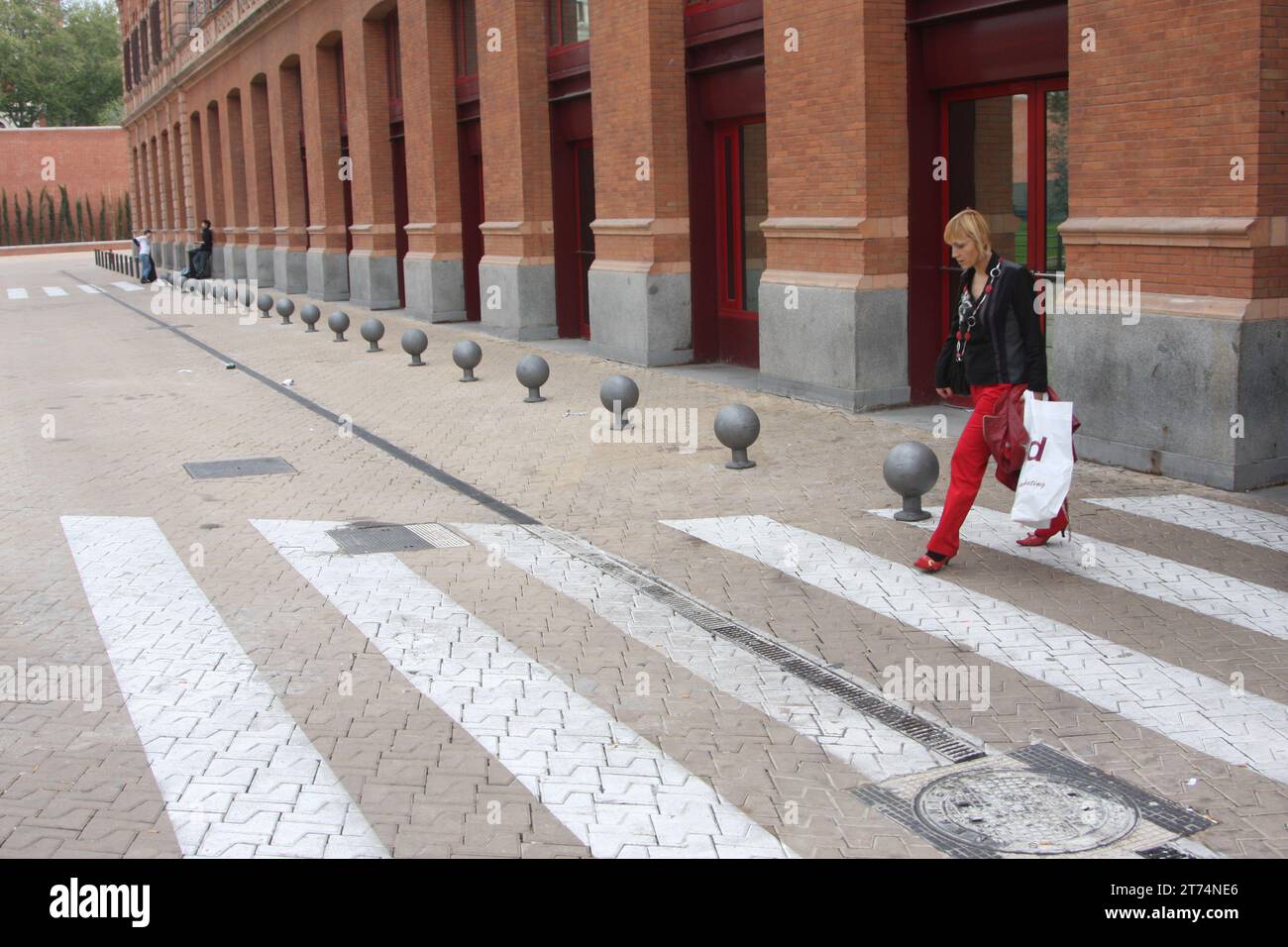 Madrid Atocha (Spanisch Estación de Madrid Atocha, auch Madrid Puerta de Atocha) ist der größte Bahnhof in Madrid. Stockfoto