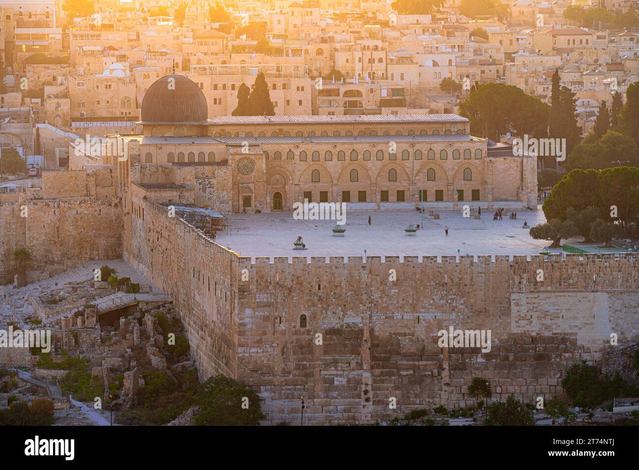 Die Altstadt von Jerusalem, Blick auf die al-Aqsa Moschee auf dem Tempelberg zur Goldenen Stunde Stockfoto