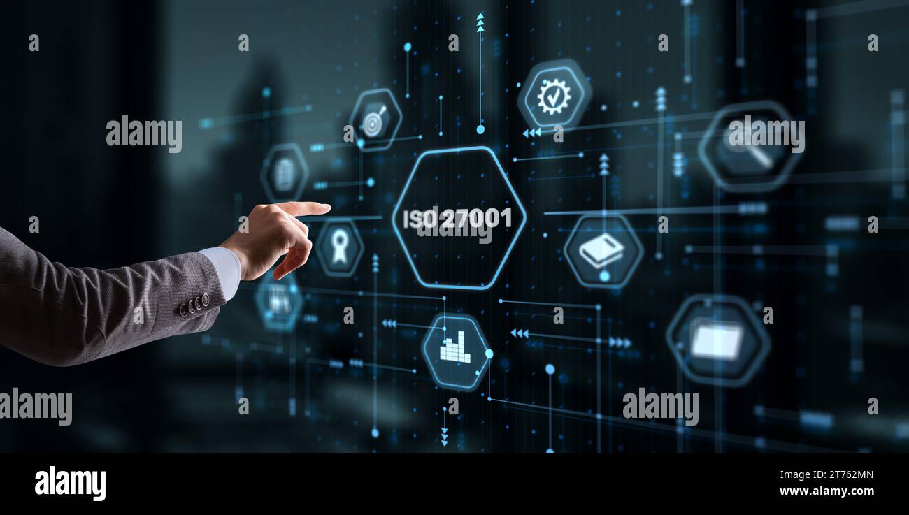 ISO-Norm-Zertifizierung Standardisierung Qualitätskontrollkonzept auf virtuellem Bildschirm. Stockfoto